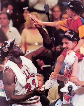 9697FinalsHighFiveMarinKukoc.jpg